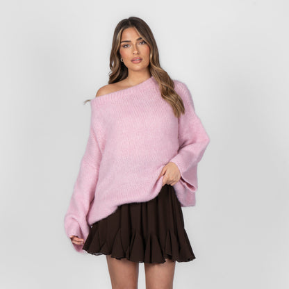 Ultrasoftes Strickteil mit schulterfreiem Schnitt