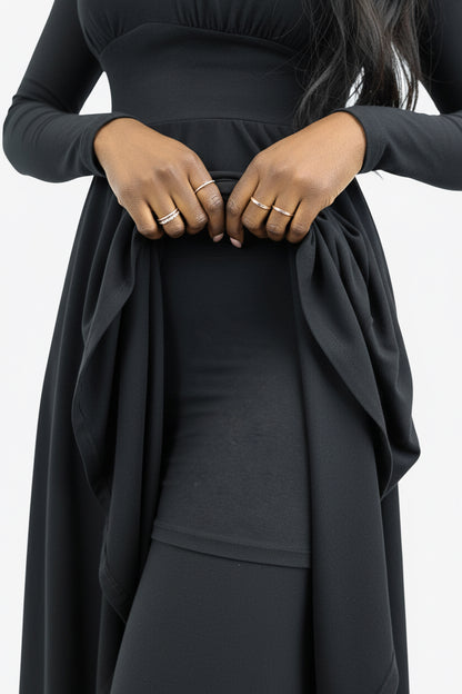 Schwarzes Skort-Kleid