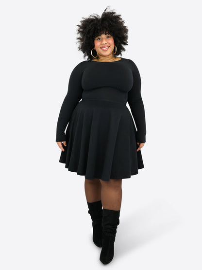 Schwarzes Skort-Kleid