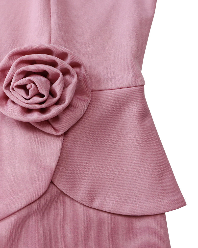Elegantes figurbetontes Etuikleid mit 3D-Blumenapplikation